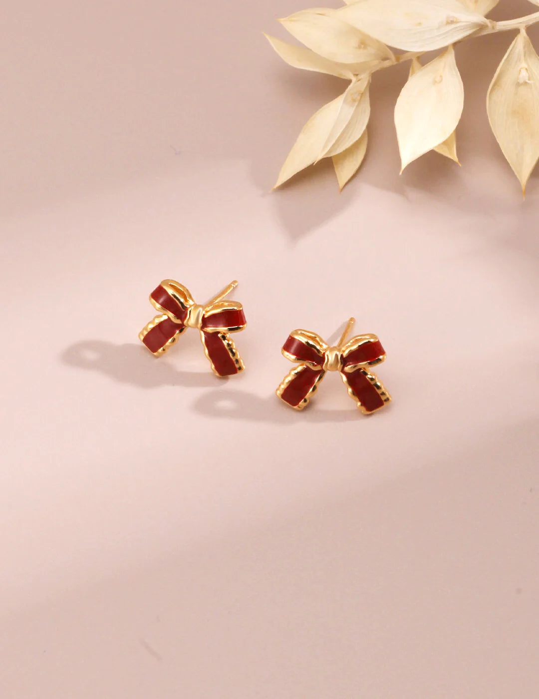 Minimalist Red Glaze Ribbon Stud